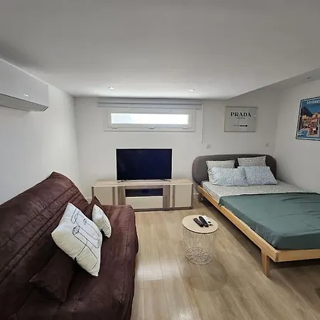 Proche De La Apartment *